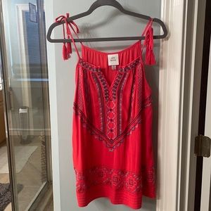 Red print spaghetti strap shirt
